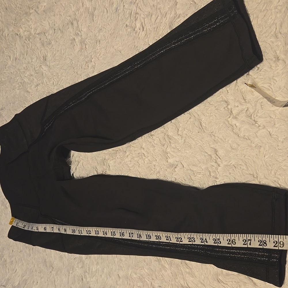 Lululemon Athletic Wunder Under Leggings Size 6 Color Black - Picture 4 of 10